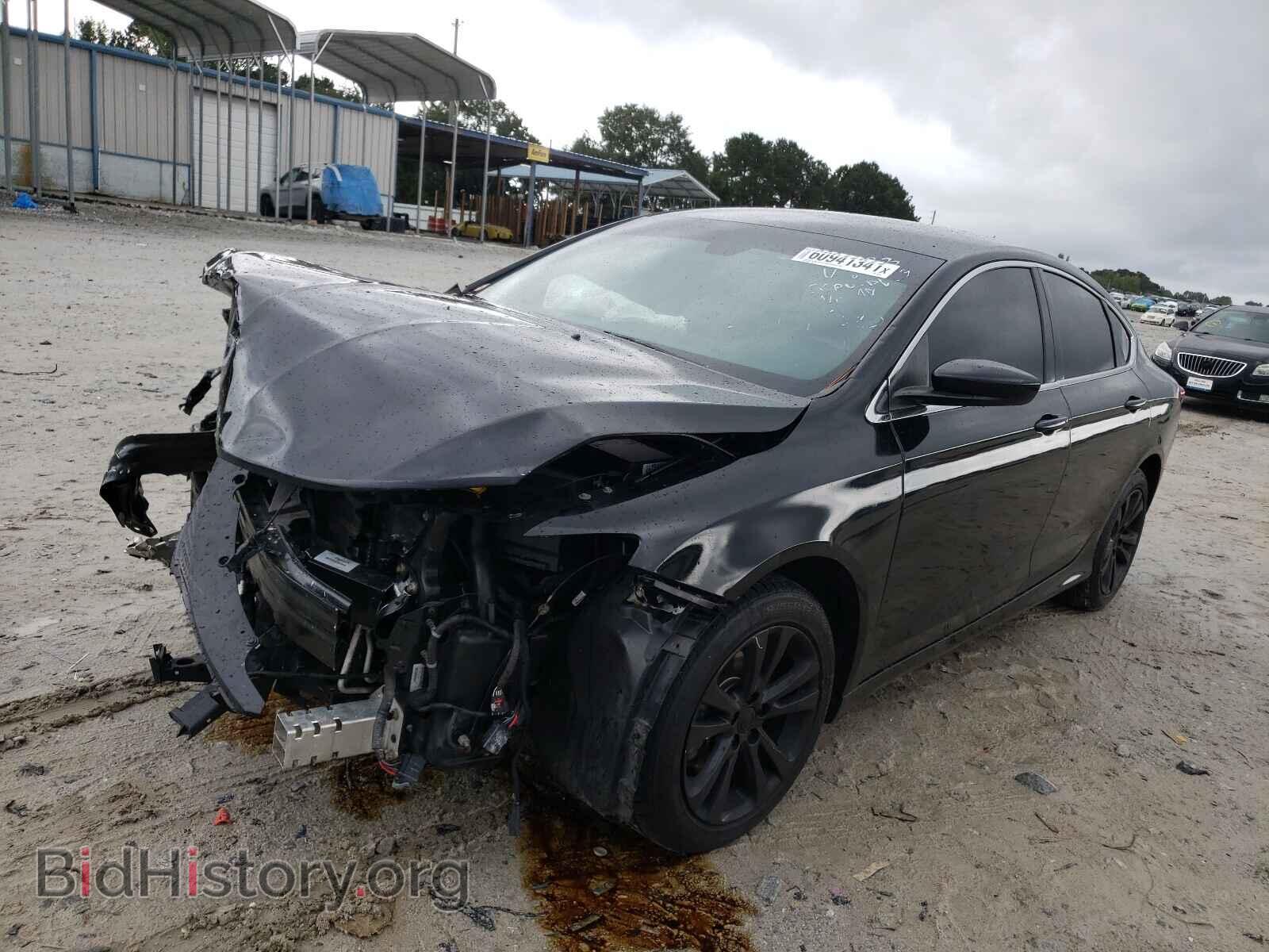 2015 CHRYSLER 200 - VIN: 1C3CCCABXFN738779 - Фото 2