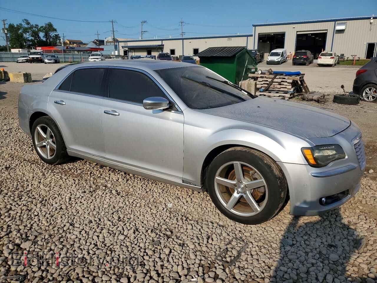 2012 CHRYSLER 300 - VIN: 2C3CCAST3CH253450 - Фото 4
