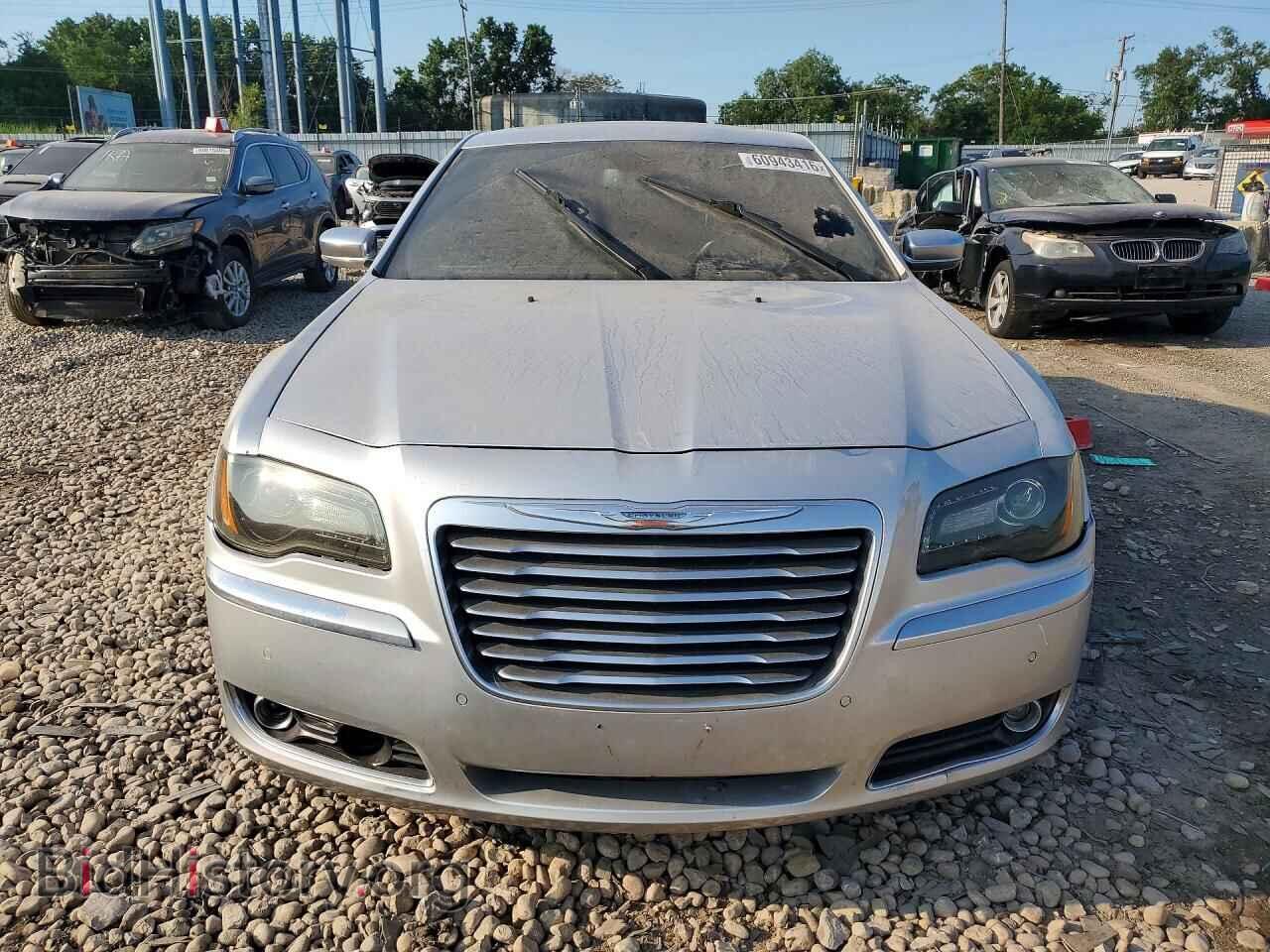 2012 CHRYSLER 300 - VIN: 2C3CCAST3CH253450 - Фото 5