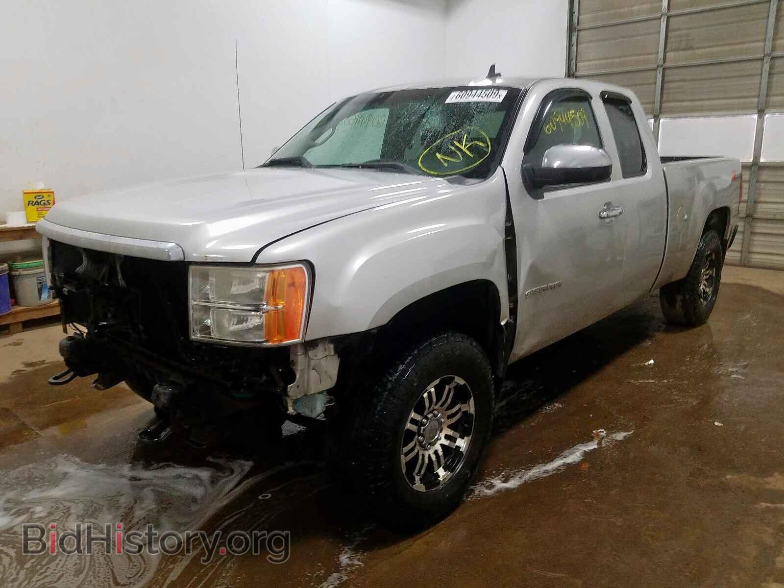2010 GMC SIERRA - VIN: 1GTSKVE33AZ267083 - Фото 2