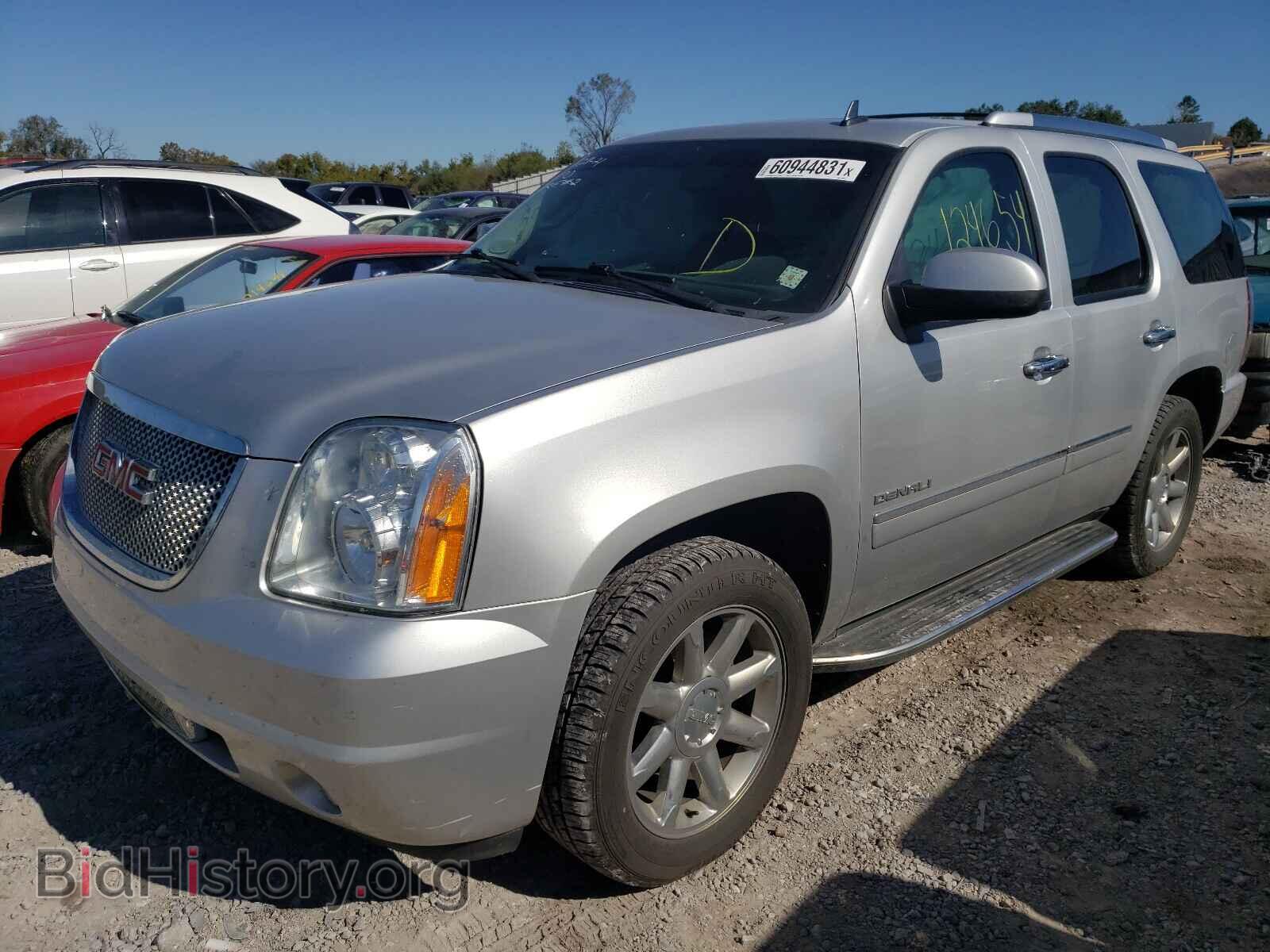 2013 GMC YUKON - VIN: 1GKS1EEF5DR229201 - Фото 2