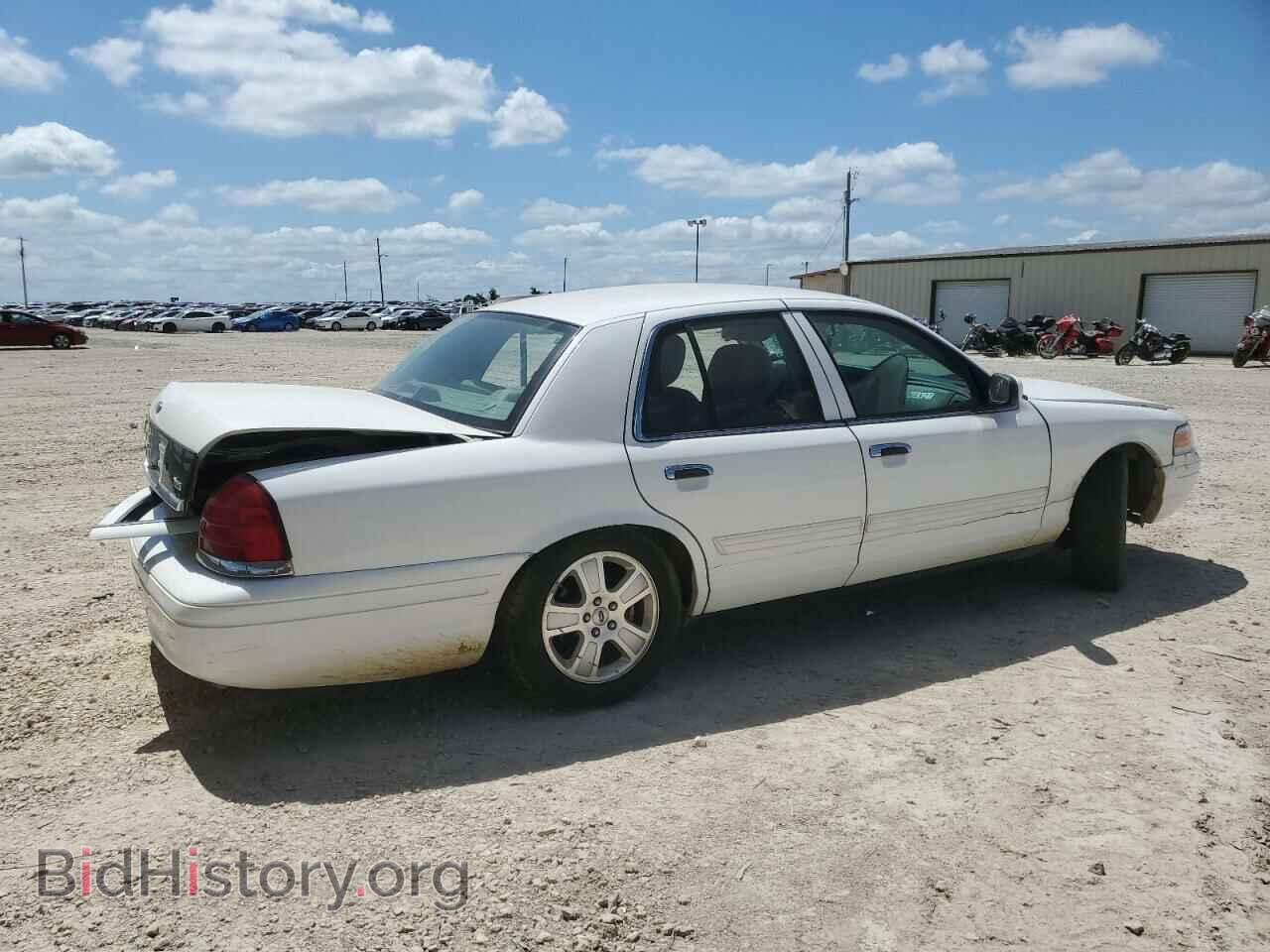 2011 FORD CROWN VIC - VIN: 2FABP7EV1BX146659 - Фото 3