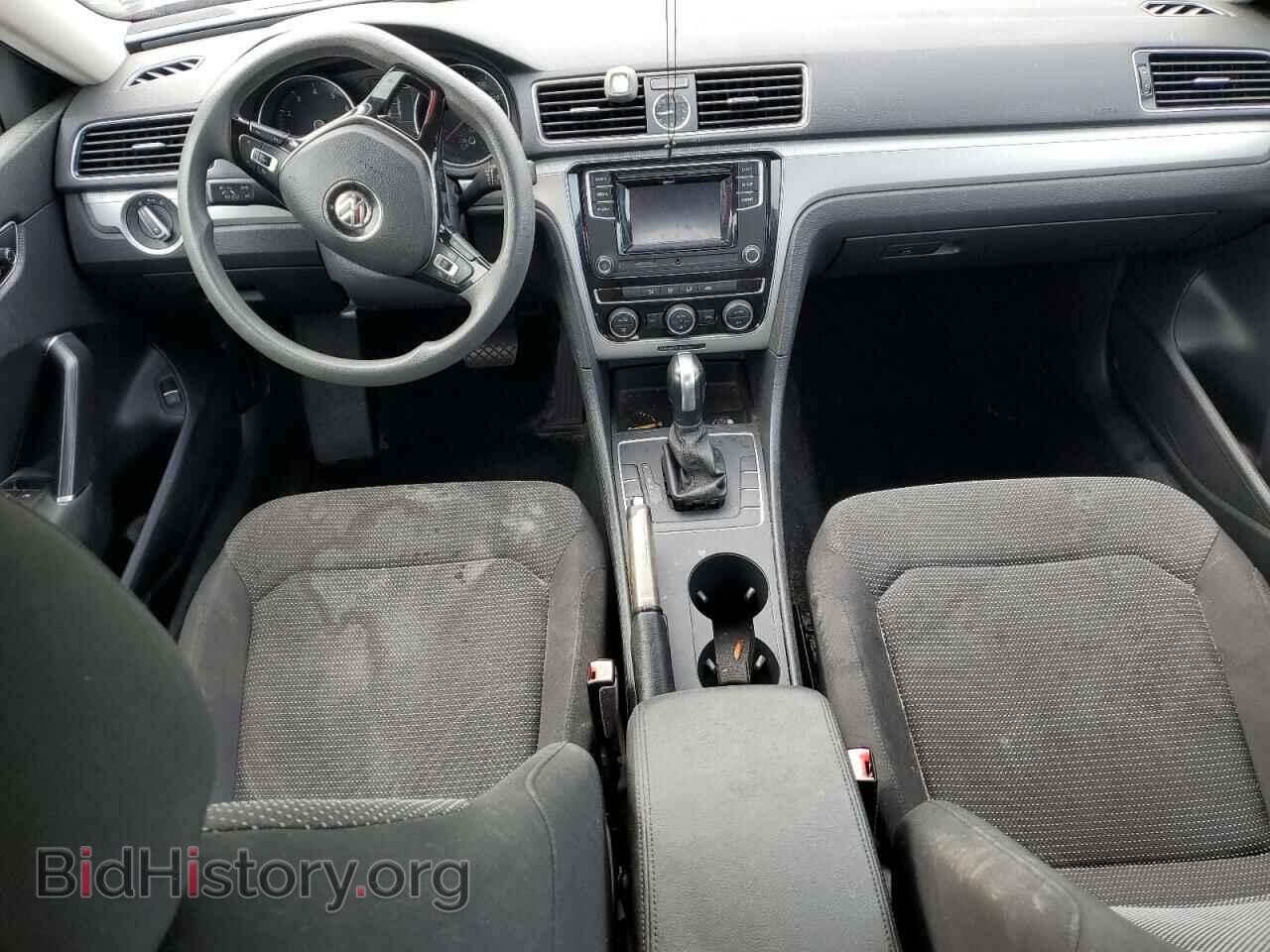 2017 VOLKSWAGEN PASSAT - VIN: 1VWAT7A32HC059393 - Фото 8