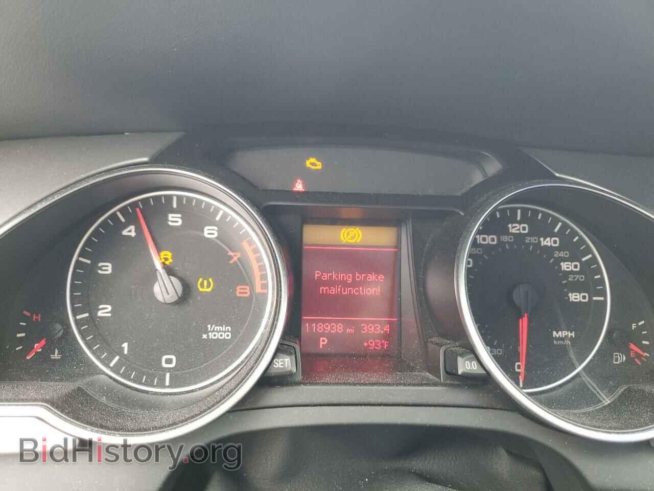 2011 AUDI A5 - VIN: WAUCFAFR8BA077720 - Фото 9