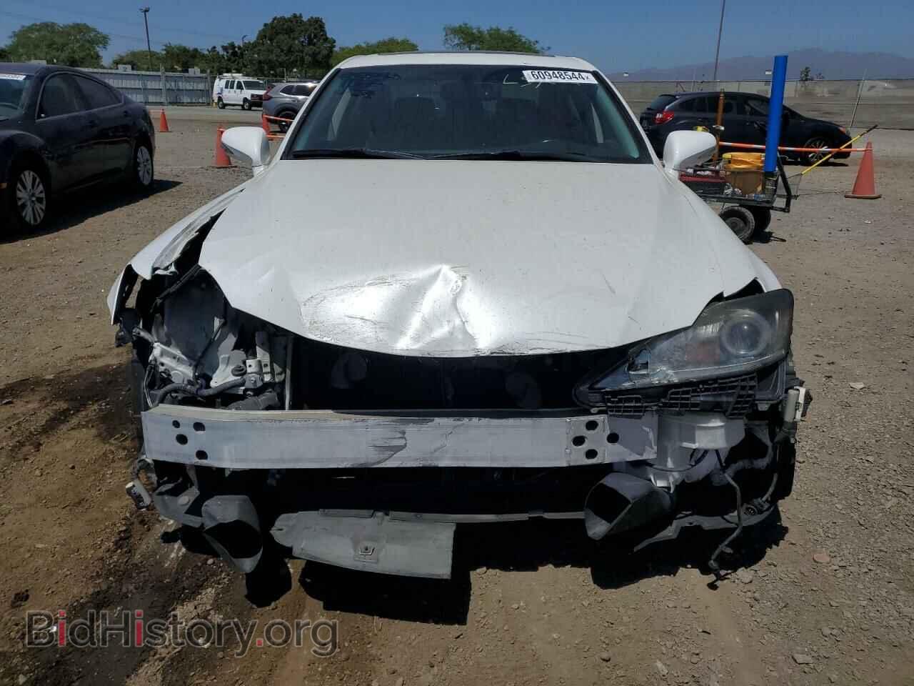 2011 LEXUS IS - VIN: JTHBF5C24B5155592 - Photo 5