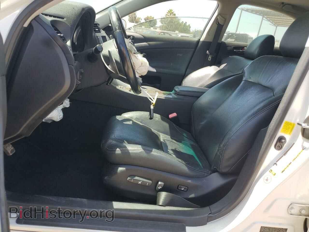 2011 LEXUS IS - VIN: JTHBF5C24B5155592 - Photo 7