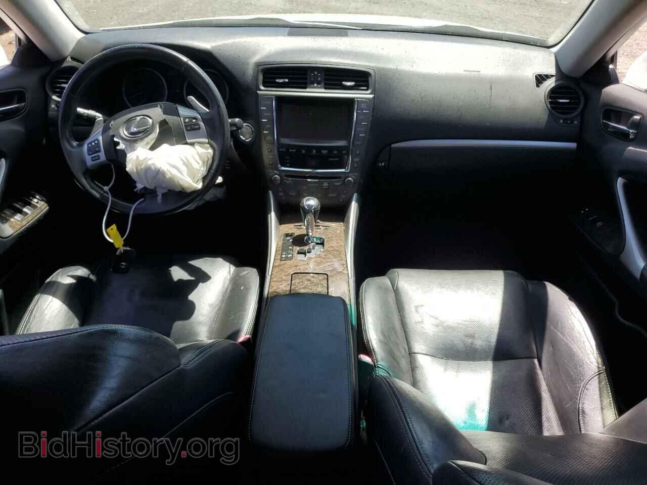 2011 LEXUS IS - VIN: JTHBF5C24B5155592 - Photo 8