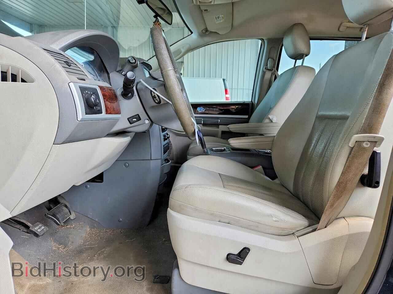 2009 CHRYSLER MINIVAN - VIN: 2A8HR54189R635679 - Фото 7