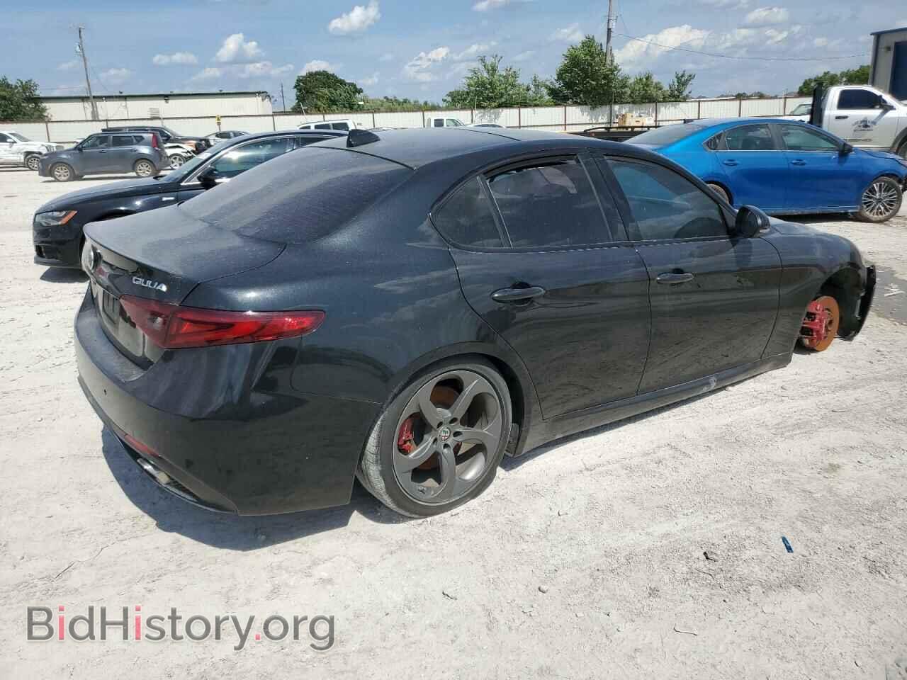 2017 ALFA ROMEO GIULIA - VIN: ZARFAEBN4H7562005 - Фото 3