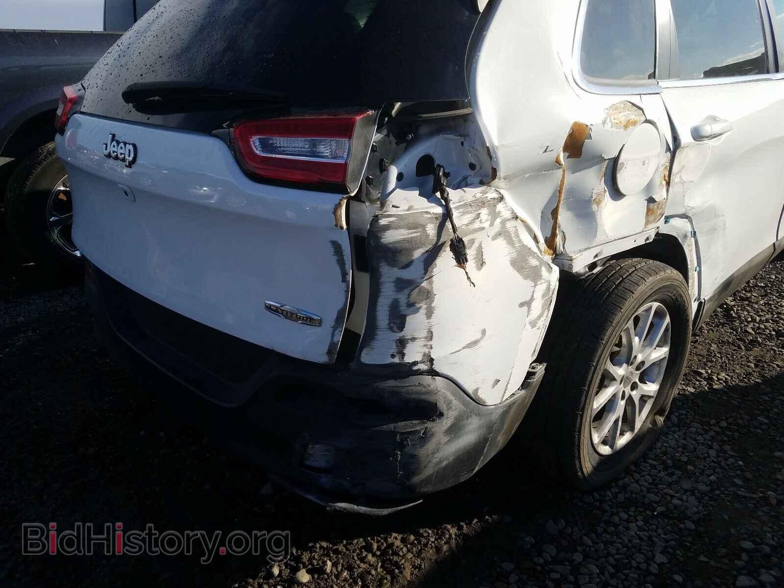 2018 JEEP CHEROKEE - VIN: 1C4PJLCB7JD563387 - Фото 9