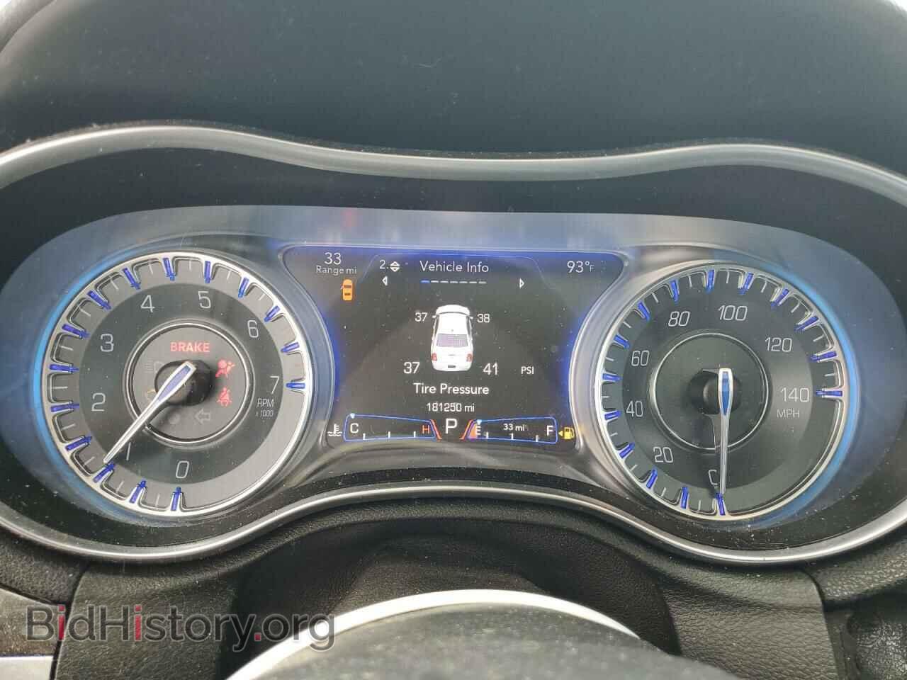 2015 CHRYSLER 300 - VIN: 2C3CCAEG3FH920682 - Фото 9