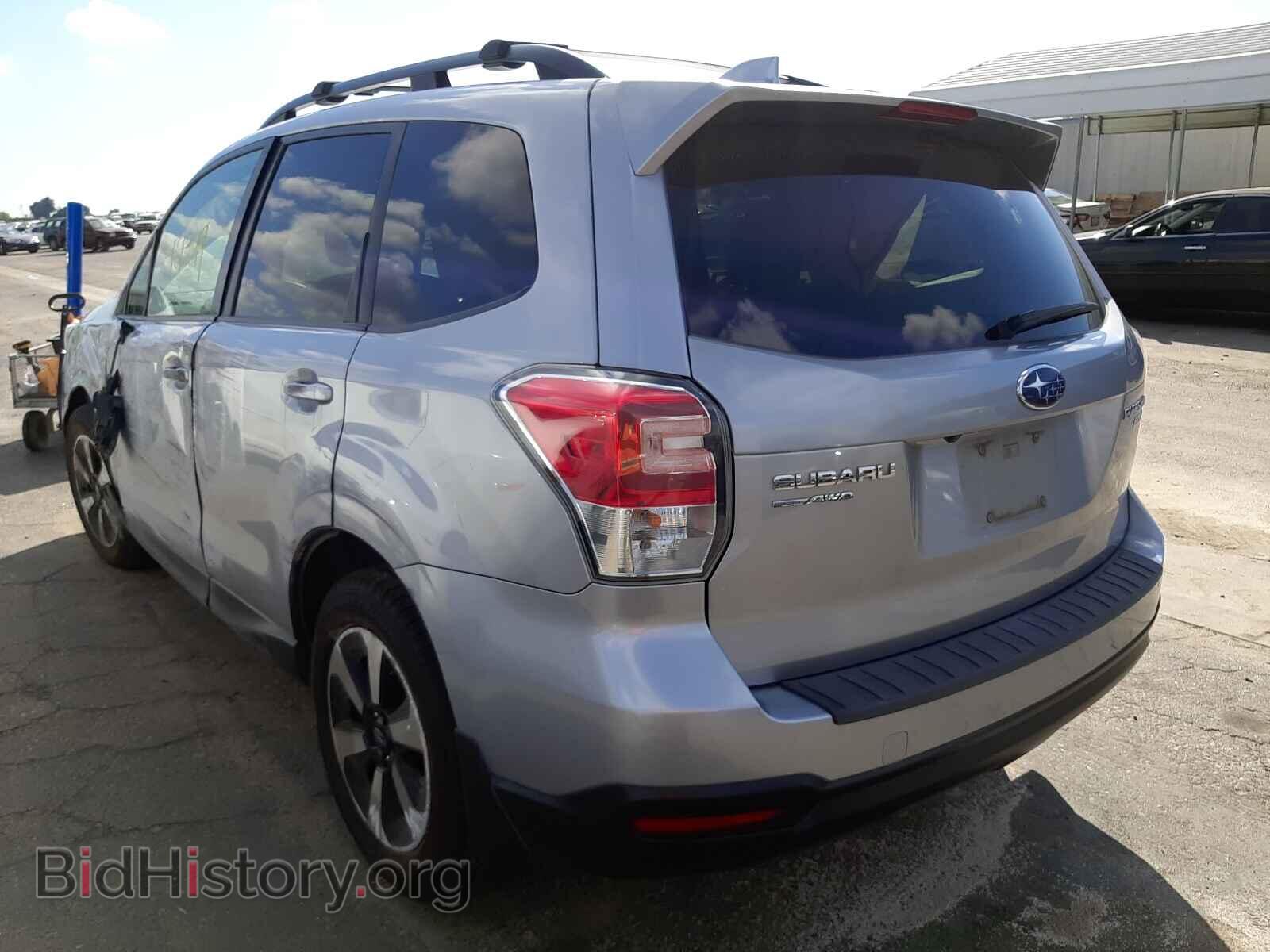 2017 SUBARU FORESTER - VIN: JF2SJAEC2HH465621 - Фото 3
