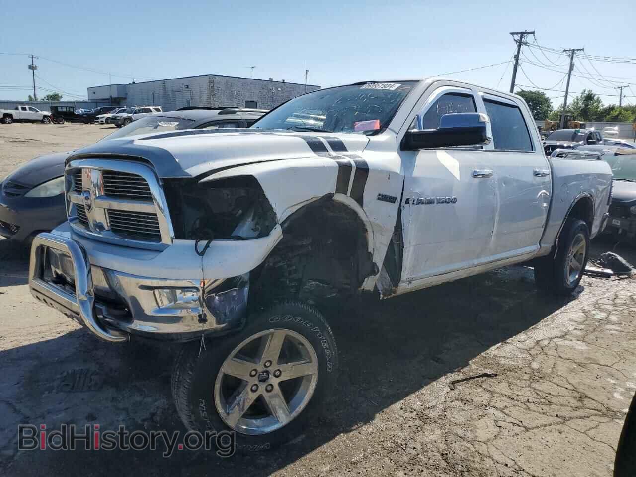Photo 1D7RV1CTXBS609680 - DODGE All Models 2011