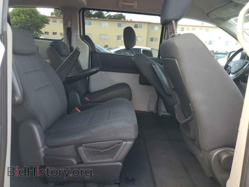 2010 Dodge CARAVAN (VIN 2D4RN5D10AR219057) — фото 11 из 13