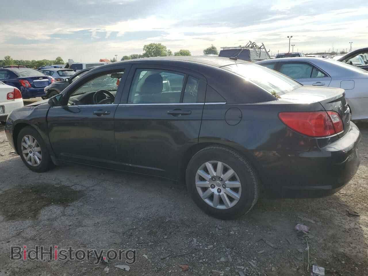 2010 CHRYSLER SEBRING - VIN: 1C3CC4FB8AN168319 - Фото 2