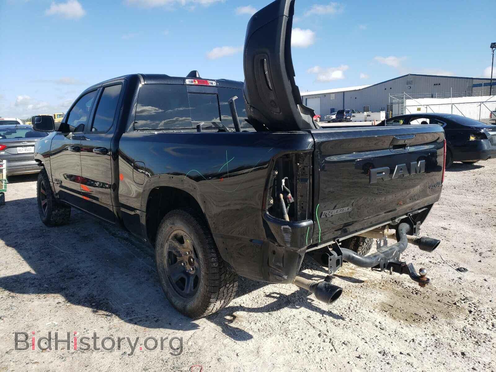 2020 RAM 1500 - VIN: 1C6SRFET7LN135642 - Фото 3