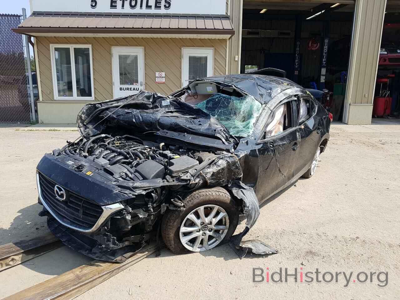 Photo JM1BN1V73J1174288 - MAZDA 3 2018