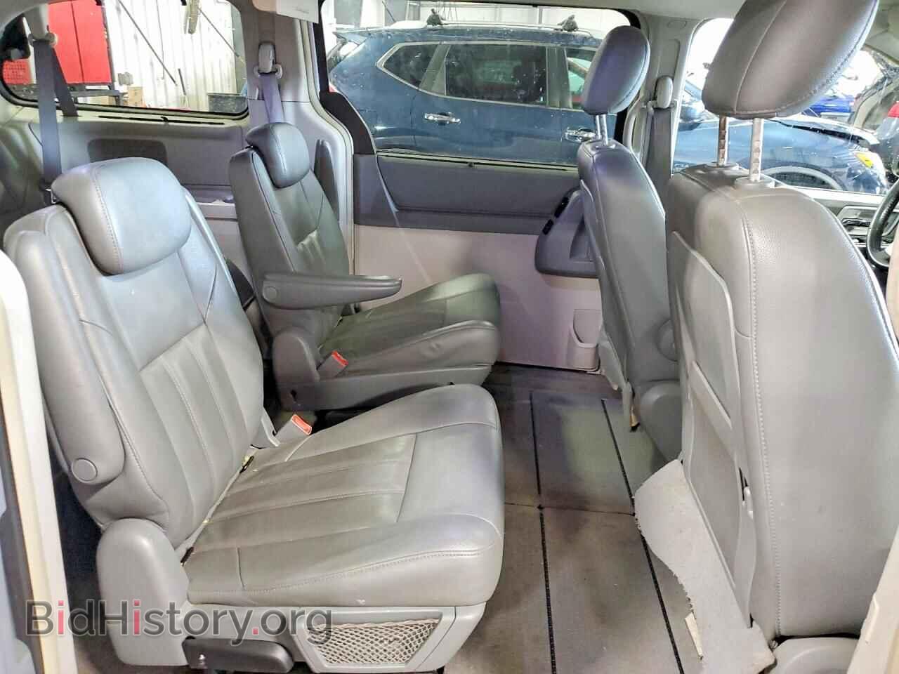 2008 CHRYSLER MINIVAN - VIN: 2A8HR54P58R648733 - Фото 10