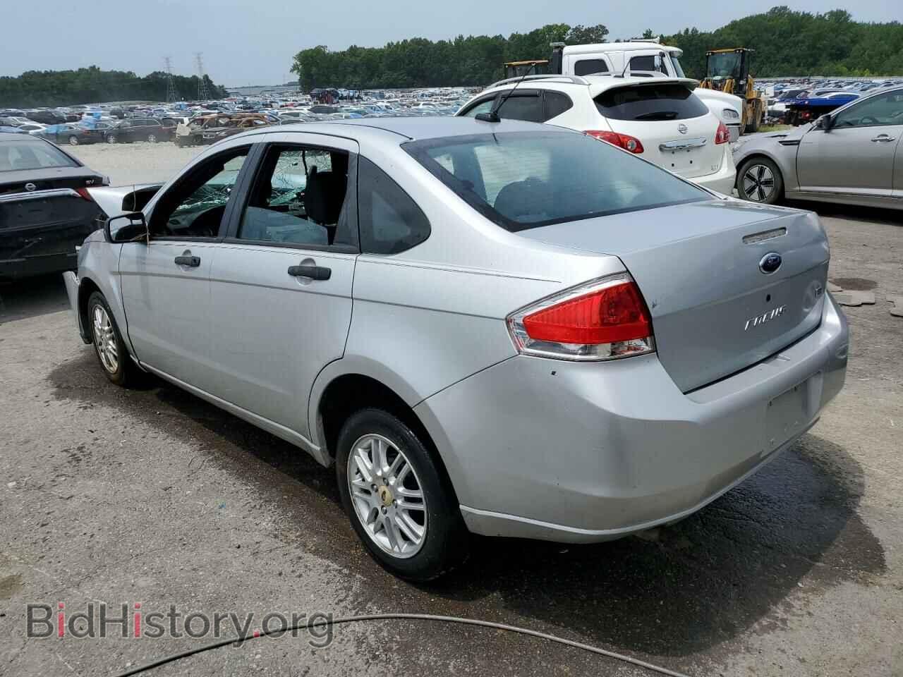 2009 FORD FOCUS - VIN: 1FAHP35N09W199409 - Фото 2