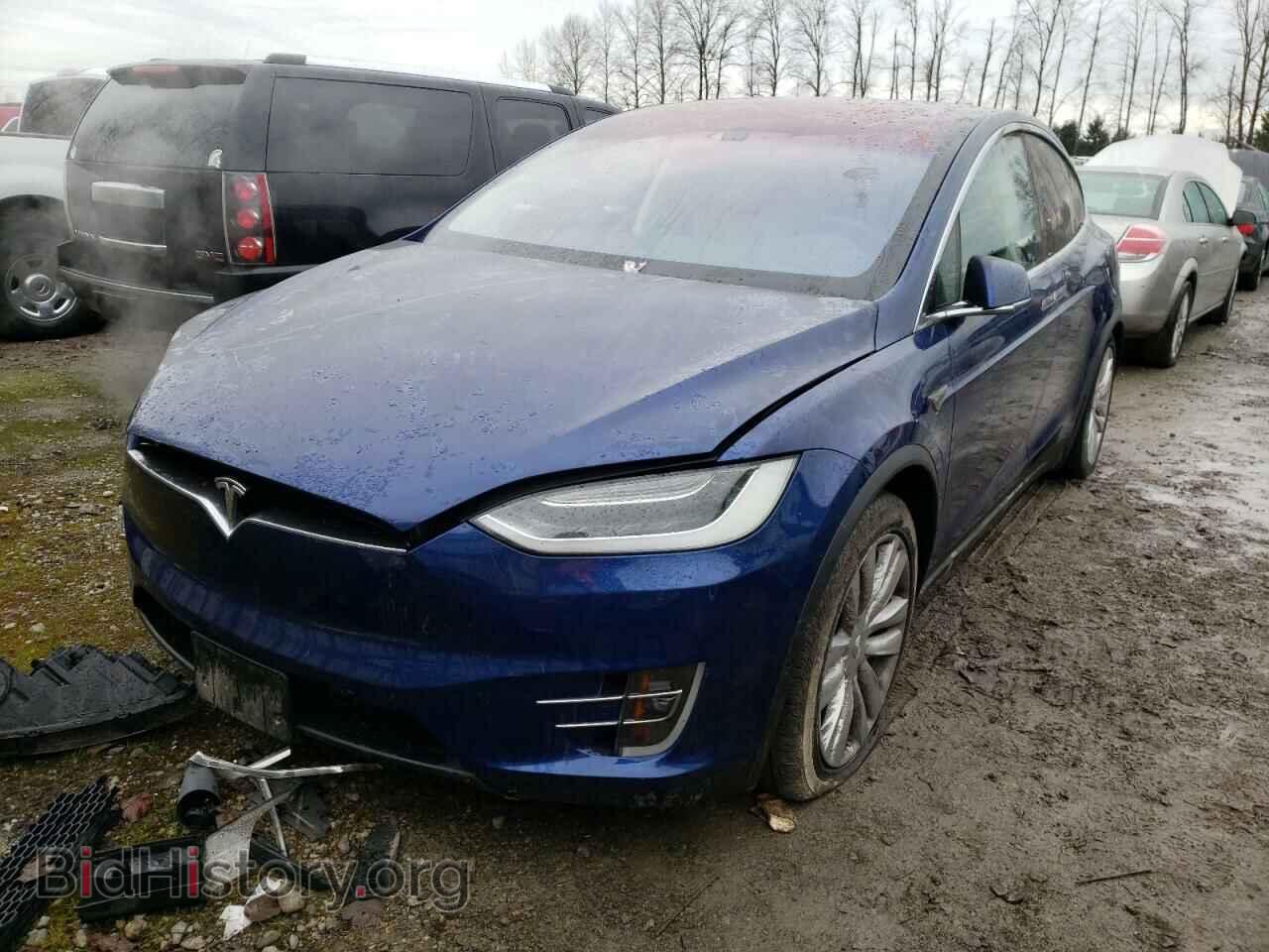 2016 TESLA MODEL X - VIN: 5YJXCBE48GF000918 - Photo 2