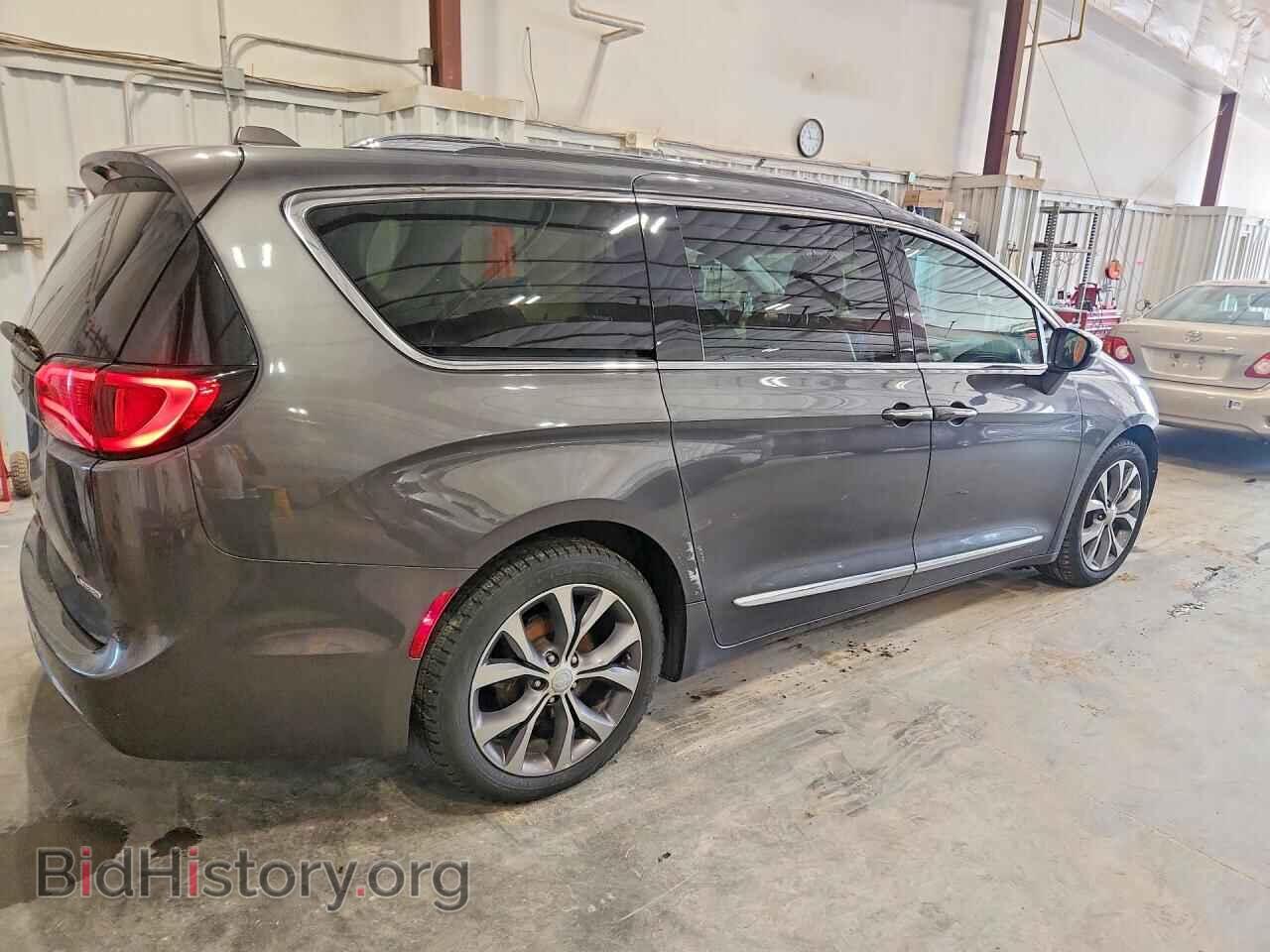 2017 CHRYSLER PACIFICA - VIN: 2C4RC1GG5HR751877 - Photo 3