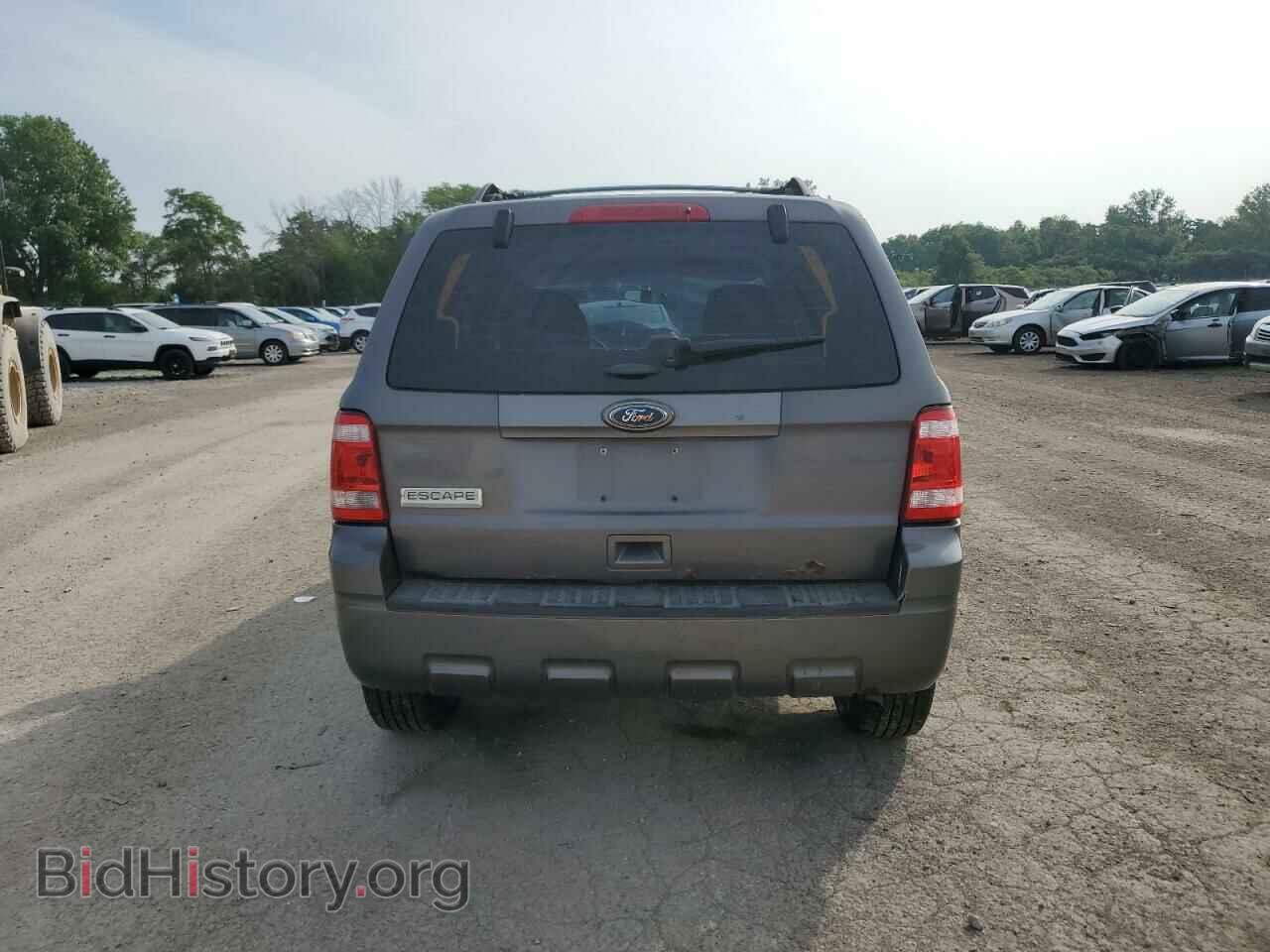 2011 FORD ESCAPE - VIN: 1FMCU0C73BKB32795 - Фото 6
