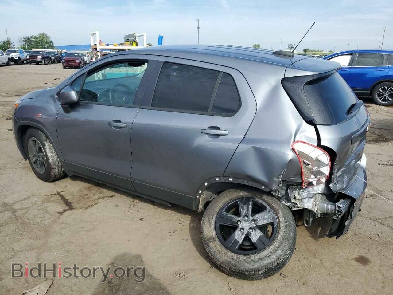2020 CHEVROLET TRAX - VIN: 3GNCJKSB9LL112914 - Фото 2