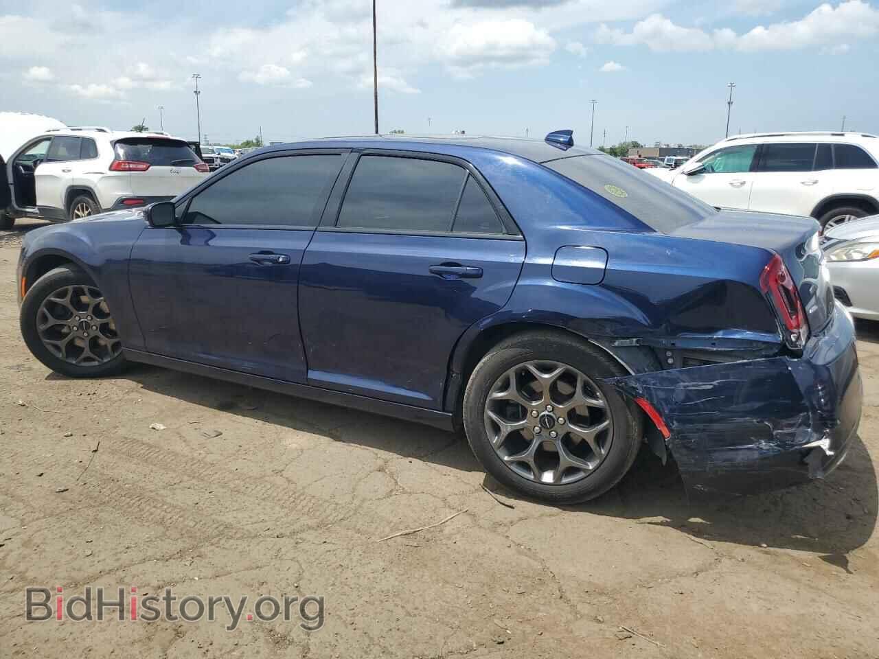 2016 CHRYSLER 300 - VIN: 2C3CCAGG3GH124285 - Фото 2