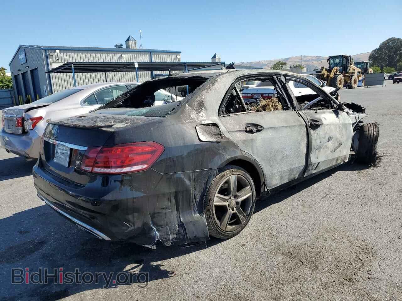 2015 MERCEDES-BENZ E-CLASS - VIN: WDDHF5KB0FB126035 - Фото 3