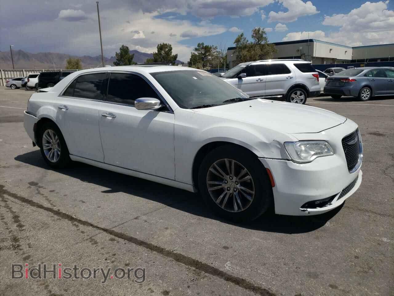 2017 CHRYSLER 300 - VIN: 2C3CCAEG3HH570537 - Фото 4