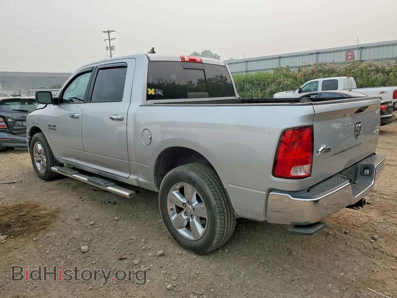 2017 RAM 1500 - VIN: 1C6RR7LG3HS830039 - Photo 2