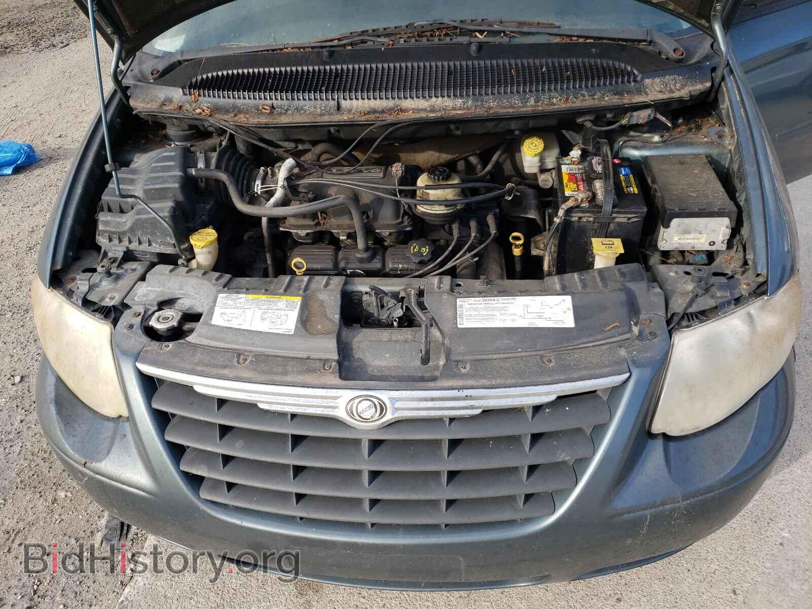 2006 CHRYSLER MINIVAN - VIN: 2A4GP44R36R889704 - Фото 7