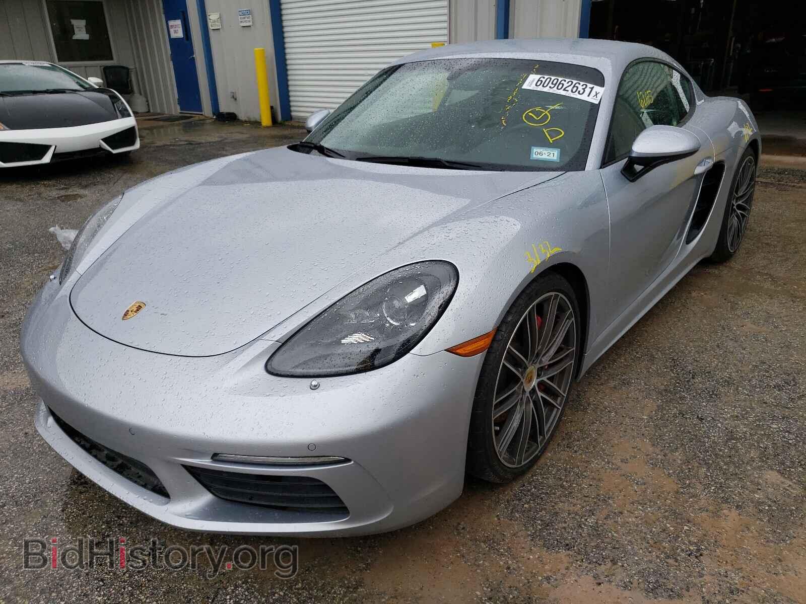 2017 PORSCHE CAYMAN - VIN: WP0AB2A81HS285290 - Фото 2