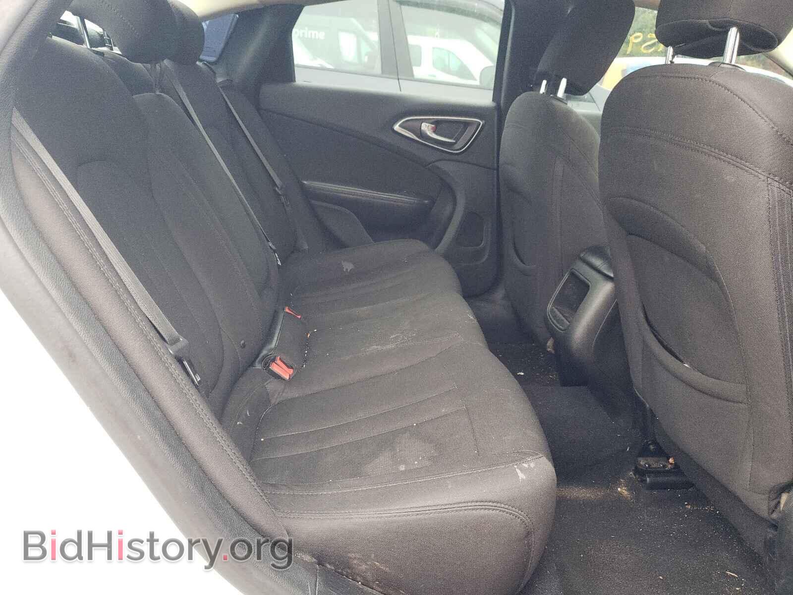 2015 CHRYSLER 200 - VIN: 1C3CCCAB5FN596700 - Фото 6