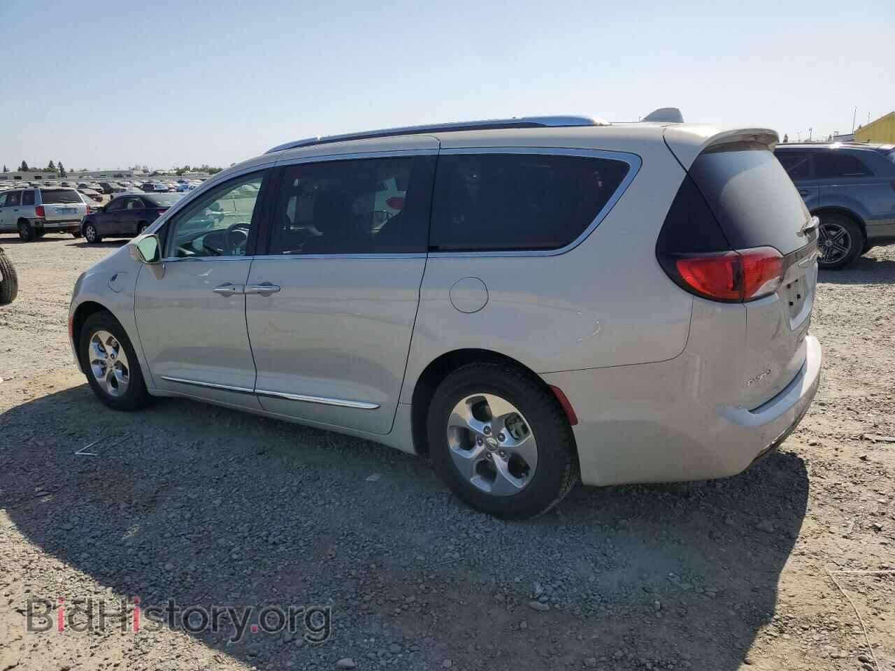 2019 CHRYSLER PACIFICA - VIN: 2C4RC1L73KR640189 - Фото 2