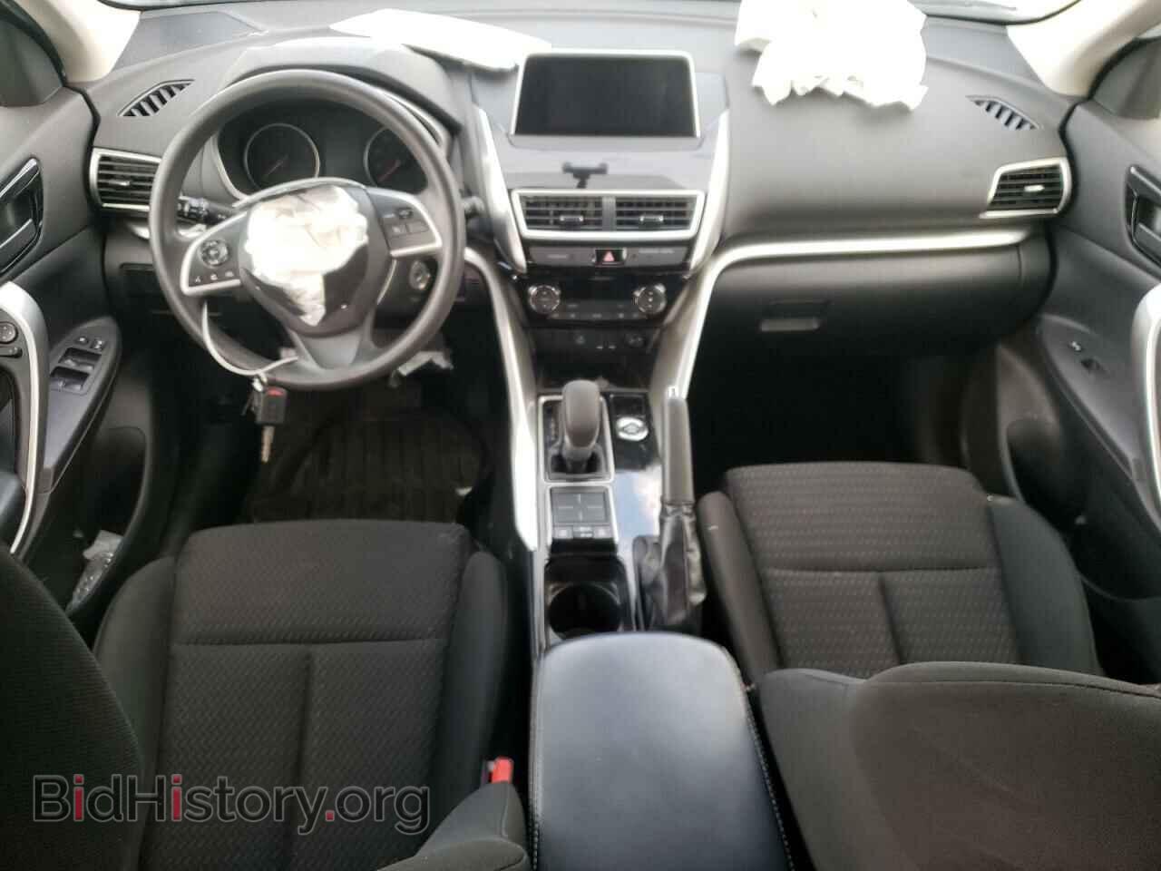 2018 MITSUBISHI ECLIPSE - VIN: JA4AT4AA1JZ063304 - Photo 8