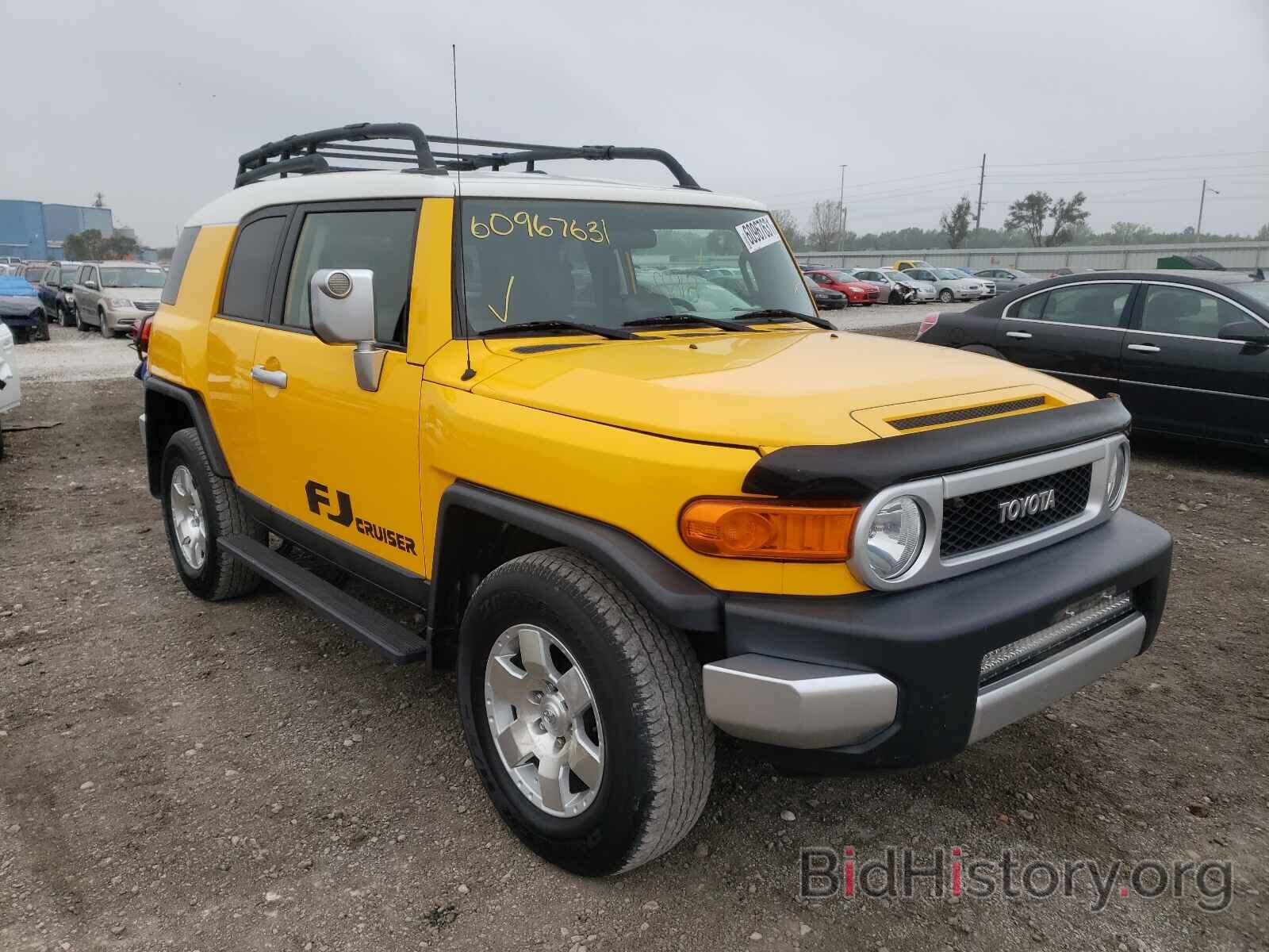 Фотография JTEBU11F470047320 - TOYOTA FJ CRUISER 2007