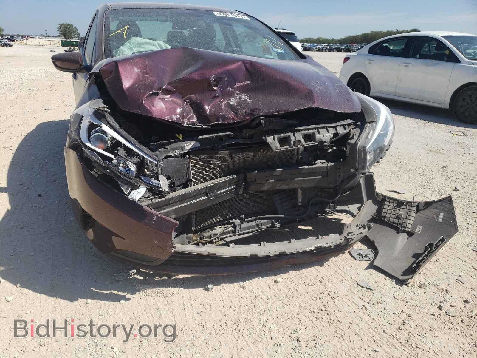 2017 KIA FORTE - VIN: 3KPFK4A71HE072478 - Фото 9