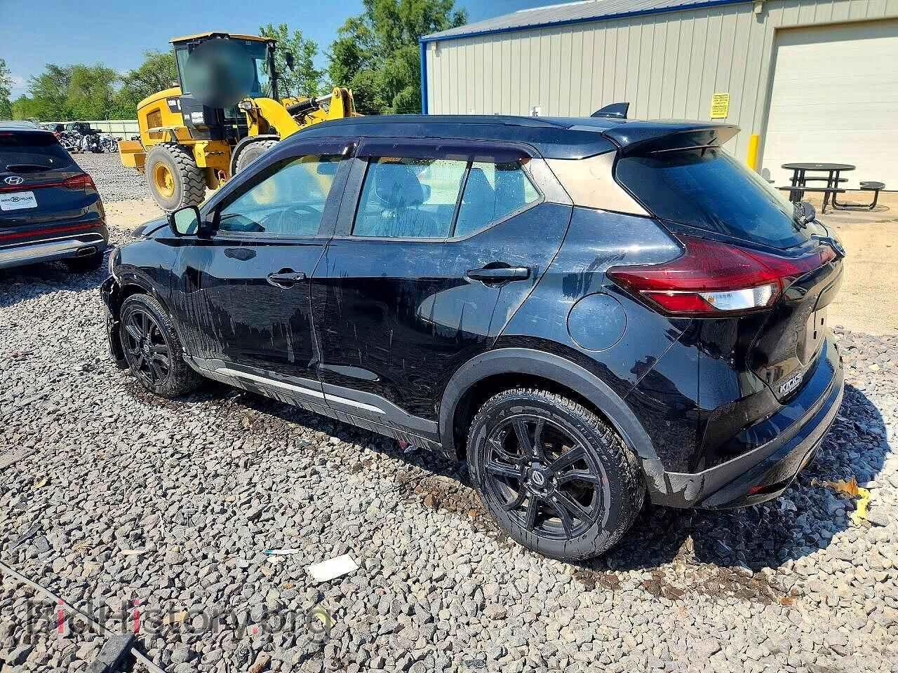 2021 NISSAN KICKS - VIN: 3N1CP5DV6ML499359 - Фото 2