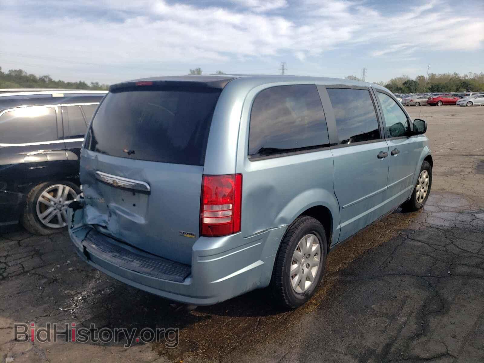 2008 CHRYSLER MINIVAN - VIN: 2A8HR44HX8R112587 - Фото 4