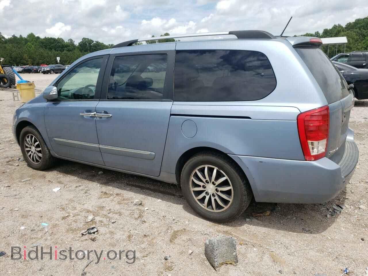 2011 KIA All Models - VIN: KNDMH4C74B6401089 - Photo 2