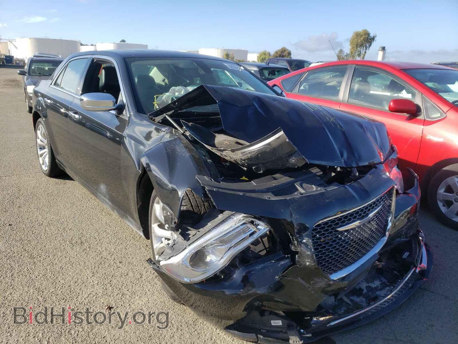 Фотография 2C3CCAEG2KH577647 - CHRYSLER 300 2019