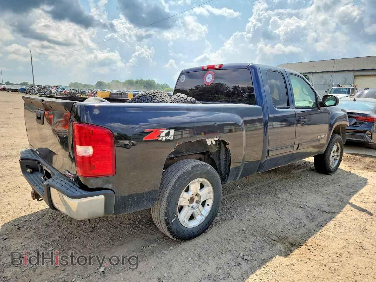 2007 GMC SIERRA - VIN: 2GTEK19J571723911 - Фото 3