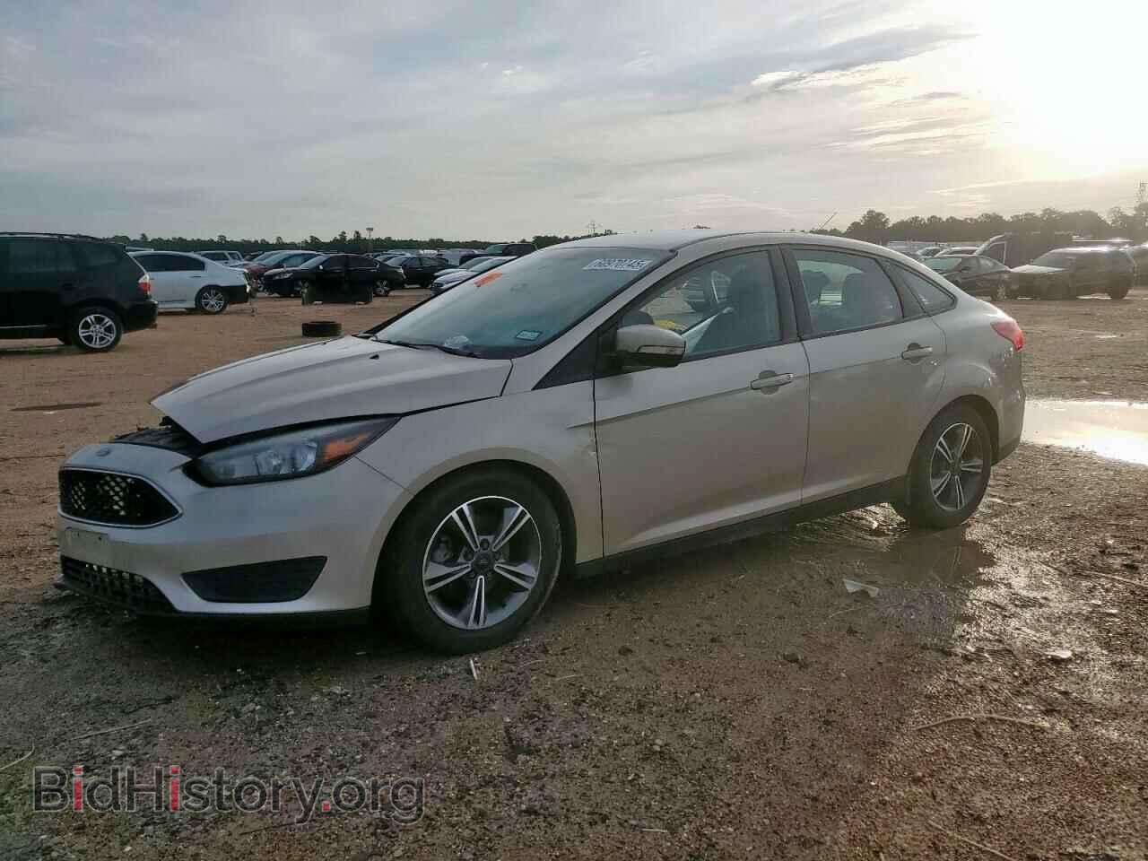 Фотография 1FADP3F22HL274842 - FORD FOCUS 2017