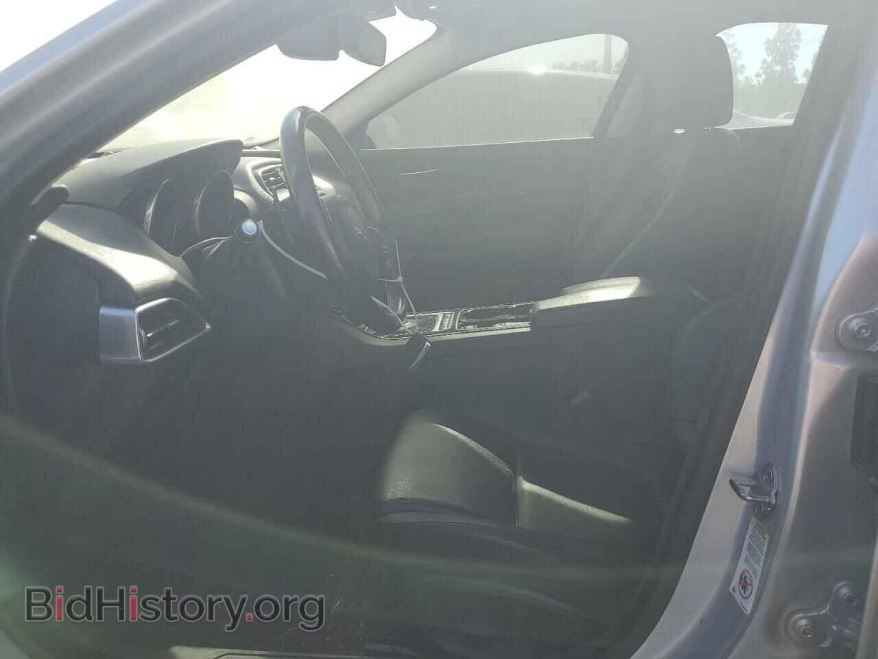 2017 JAGUAR XE - VIN: SAJAR4BG2HA948189 - Фото 7