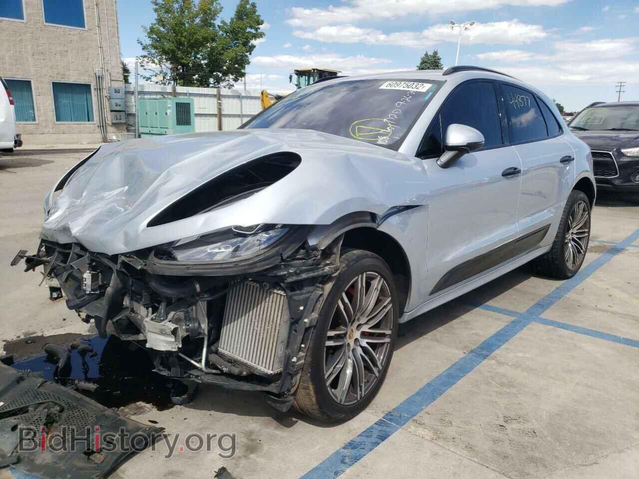 2017 PORSCHE MACAN - VIN: WP1AF2A52HLB60656 - Фото 2