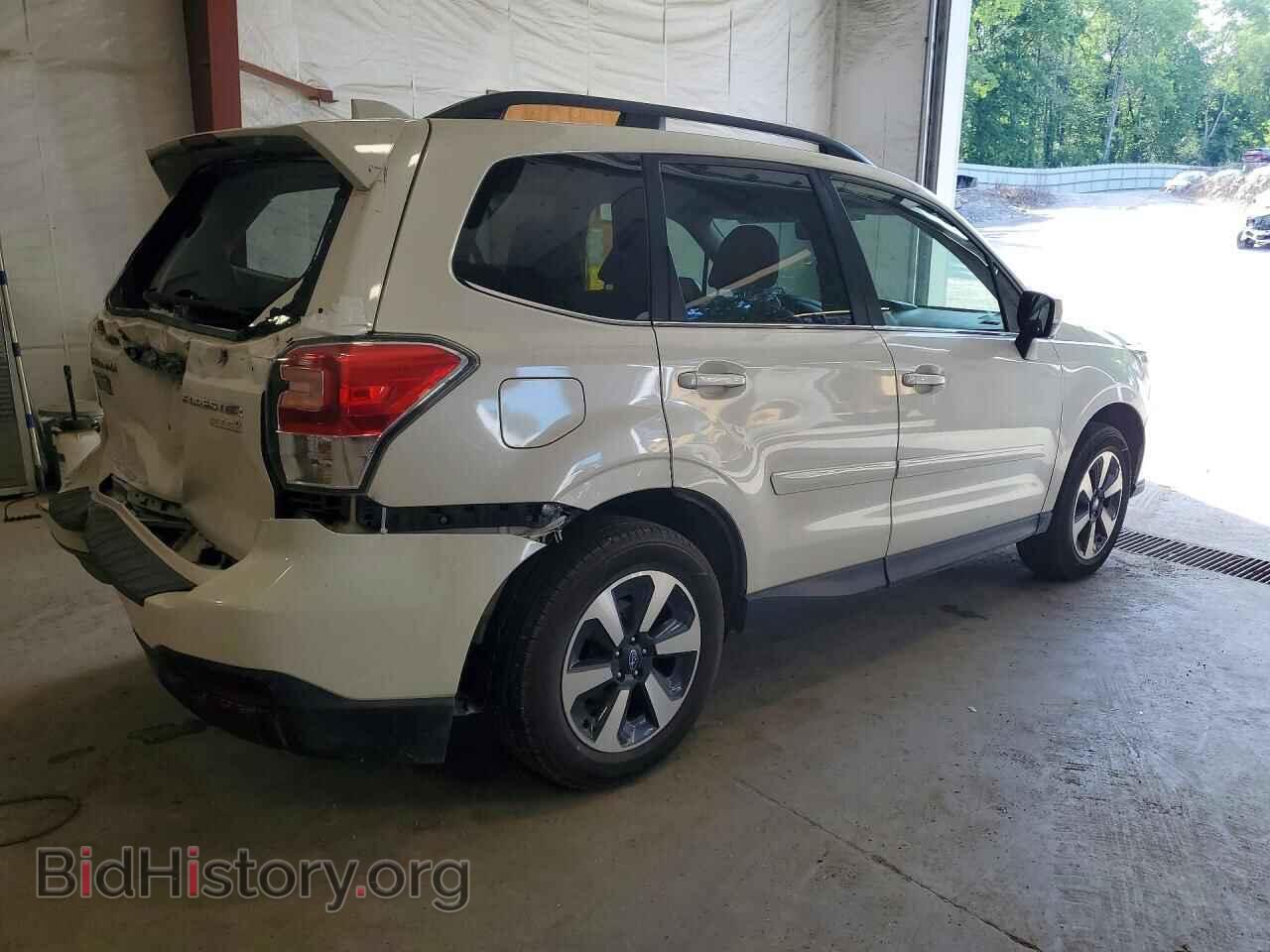 2017 SUBARU FORESTER - VIN: JF2SJAJC7HH400902 - Фото 3