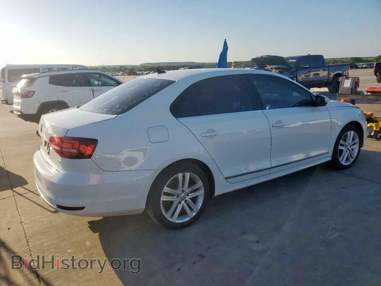 2017 VOLKSWAGEN JETTA - VIN: 3VWL17AJ0HM407140 - Фото 3