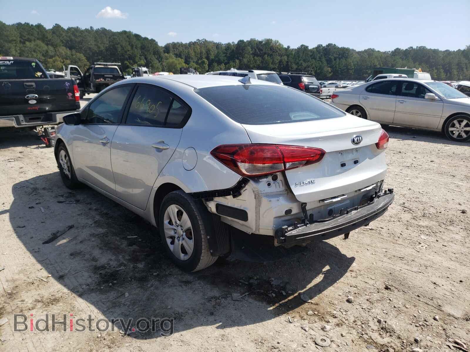 2017 KIA FORTE - VIN: 3KPFK4A77HE067561 - Фото 3