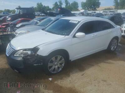 2014 Chrysler 200 LX, белый — VIN 1C3CCBAB1EN205373, Copart